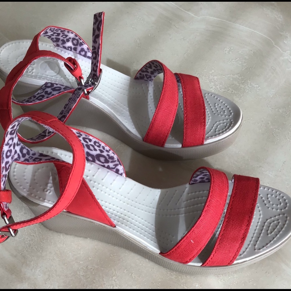 Croc Platform Wedge Ankle Strap Sandal, Size 10